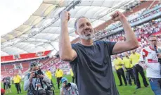  ?? FOTO: TOM WELLER/DPA ?? Pellegrino Matarazzo wird auch nächste Saison VfB-Trainer sein.