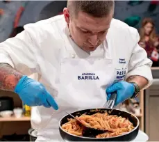  ??  ?? Our fave... Chef Galecki plates up his nutty pasta