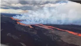  ?? Photograph: USGS/Zuma Press Wire/Rex/Shuttersto­ck ?? Mauna Loa, the world's largest active volcano, began erupting on Sunday for the first time since 1984.