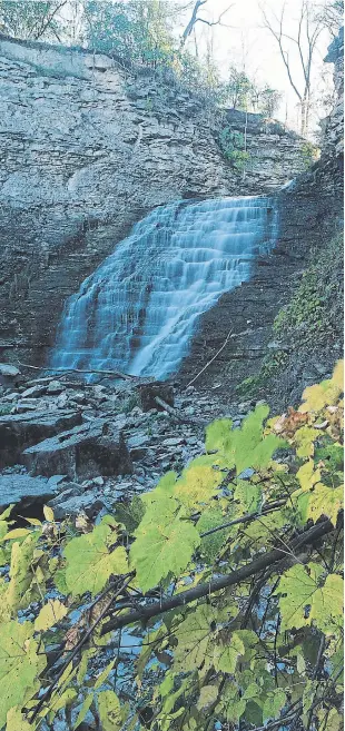  ?? GEORGE FISCHER FOR THE TORONTO STAR ?? The main falls at Rockway is about 12 metres high and is a good example of a ramp waterfall.