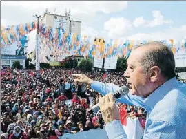  ?? AP ?? Erdogan en un mitin electoral ayer en la ciudad de Isparta