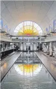  ?? FOTO: DPA ?? Das Musée La Piscine in Roubaix ist in einem früheren Schwimmbad untergebra­cht.