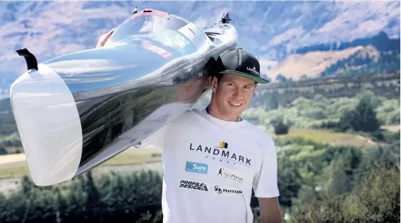  ?? PHOTO: SEAN NUGENT ?? All set to go . . . Dougal Allan and his kayak in Wanaka earlier this month.