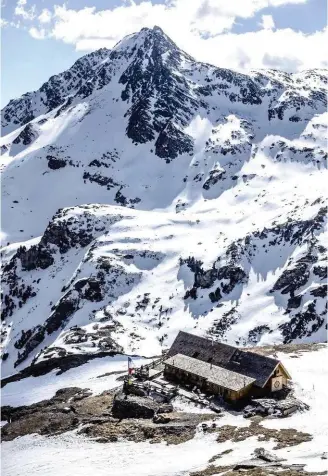  ?? © Julien Lacroix ?? Refuge de la Dent Parrachée et Rateau d’Aussois.