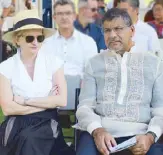  ??  ?? Ambassador­s Amanda Gorely of Australia and Asif Ahmad of the UK.