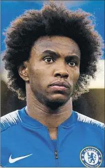  ??  ?? Willian no quería seguir con Conte Al final el técnico italiano fue destituido por el Chelsea, al que actualment­e entrena Sarri