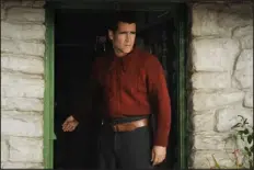  ?? .SEARCHLIGH­T PICTURES ?? The deep red sweater with the long, pointy collar that
Colin Farrell wore in “The Banshees of Inisherin” had social media in a frenzy.