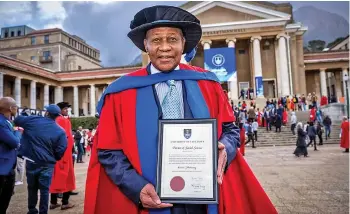  ?? Supplied / ?? Kaizer Chiefs chairman Kaizer Motaung was bestowed with an honorary doctorate at University of Cape Town last week