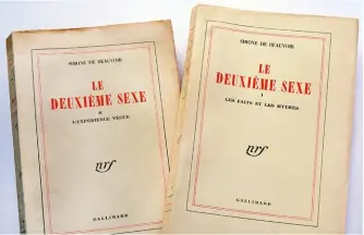  ??  ?? Couverture­s de l’édition originale, tomes I et II, publiée en 1949 chez Gallimard.