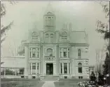  ?? LOCAL HISTORY & ARCHIVES, HAMILTON PUBLIC LIBRARY ?? The house called Wesanford, on an estate that took up most of the block bounded by Caroline, Hunter, Bay and Jackson, was torn down in 1939.