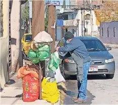  ??  ?? Las jornadas se desarrolla­rán con tiempos extra para retirar el desperdici­o de las calles lo más pronto posible