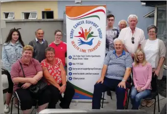  ??  ?? Pictured at the launch of the table quiz night in Abbeydorne­y Sports Complex on Monday were (back
row from left): Tara Carroll, Michael Brosnan, Sinead O’Sullivan, Alban Stack, Donie O’Sullivan, Gerry Doyle,and Breda Dyland. Front row: Bernadette...