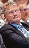 ??  ?? Jörg Meuthen Landtag. verlässt den Stuttgarte­r