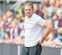  ?? ?? Hearts boss Robbie Neilson has warned his players.