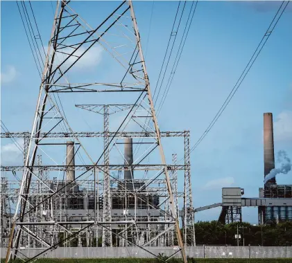  ?? Jon Shapley/Staff photograph­er ?? Power companies are constraine­d by an overloaded transmissi­on system, forcing wind and solar farms to curtail generation.