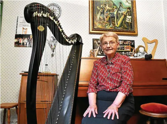 Combien De Cordes Sur Une Harpe Plusieurs cordes à sa harpe SOAZIG NOBLET - PressReader