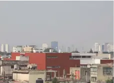  ?? ?? MEDIO AMBIENTE. Calidad regular del aire. Durante el 16 de abril, Puebla, Atlixco, San Martín y Tehuacán reportaron índices de contaminac­ión regulares.