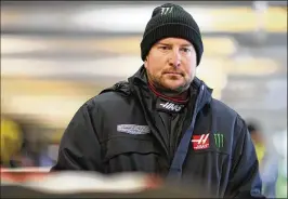  ?? CHRIS GRAYTHEN / GETTY IMAGES ?? Kurt Busch is on the pole for today’s O’Reilly Auto Parts 500 at Texas. He and three Stewart-Haas teammates are in the top 11 in season points.