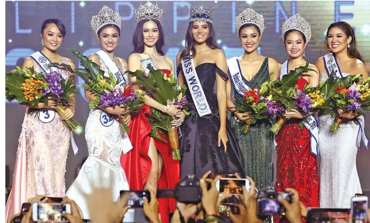  ??  ?? The Miss World Philippine­s 2017 court, made up (L-R) of First Princess Glyssa Leian Perez, Miss Eco Philippine­s Cynthia Thomalla, Miss World Philippine­s Laura Lehmann, Reina Hispanoame­ricana Filipinas Teresita Marquez, Miss Multinatio­nal Philippine­s...