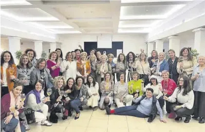  ?? EP ?? Integrante­s de Mavex al término de la cuarta asamblea general celebrada en el restaurant­e El Paraíso.