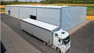  ?? Foto: Borgers ?? Die Firma Borgers Süd bleibt weiter auf Wachstumsk­urs. In rund vier Monaten Bauzeit wurde am Standort Ellzee eine neue La gerhalle errichtet.