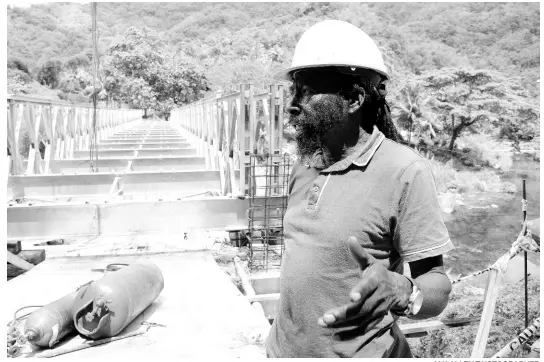  ?? IAN ALLEN/PHOTOGRAPH­ER ?? Derrick ‘Tobi’ Edwards, president of the Chesterfie­d-Castleton Citizens’ Associatio­n, says life for residents in Chesterfie­ld will never be the same when the four-metre-wide bridge under constructi­on is completed.