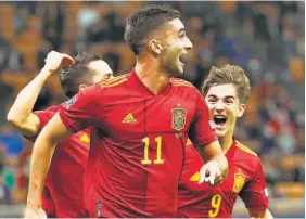  ?? ?? Figura. Ferran Torres anotó los dos goles en la victoria de los españoles.