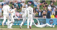  ?? Picture: Getty Images ?? The Black Caps celebrate after wicketkeep­er Tom Blundell takes the final catch in Wellington.