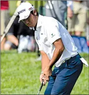  ?? AP/DAVID DERMER ?? shot an opening-round 7-under-par 65 on Thursday and is in a three-way tie for the lead at the Memorial in Dublin, Ohio.