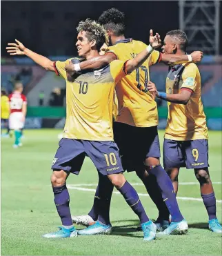  ?? CORTESÍA ECUAFÚTBOL ?? Cumplido. Ecuador clasificó a los octavos de final tras superar a Hungría por 3-2. Sumó seis puntos y terminó segundo del grupo B.