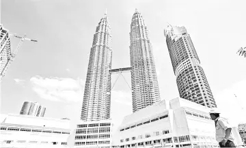  ??  ?? Malaysia has retained its position as the foremost destinatio­n in the global Muslim travel market as rivals look to close the gap fast, according to the Mastercard-CrescentRa­ting GMTI 2018. It is estimated the the Asean region will welcome over 18...