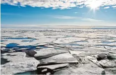  ?? Foto: Ulf Mauder, dpa ?? Die Eisfläche auf dem Arktischen Ozean ist mehr als eine Million Quadratkil­ometer kleiner als sonst.