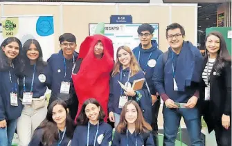  ?? CORTESÍA: ITESM ?? Jóvenes que acudieron al concurso realizado en París, Francia