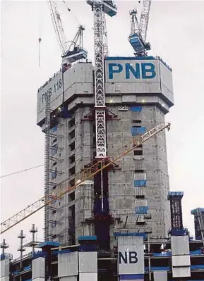  ??  ?? PNB’s new 644-metre tower could potentiall­y be the fourth tallest building in the world upon completion.