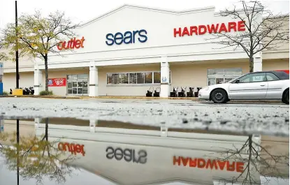  ??  ?? En 2016 Grupo Sanborns adquirió una participac­ión adicional de 14% de Sears Holdings.