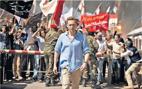  ?? ?? Age of anxiety: Tom Hiddleston in The
Night Manager, by John le Carré, top right, adapted by Farr, right. His grandmothe­r, great uncle and great aunt, c.1927 (left)