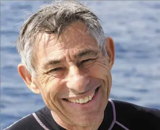  ?? (Photo DR/Véronique Sarano/Longitude 181) ?? François Sarano est plongeur océanograp­he, il a notamment travaillé avec le commandant Cousteau.
