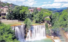  ?? / Foto: Miha First ?? Jajce kot mesto. V Bosni in Hercegovin­i.