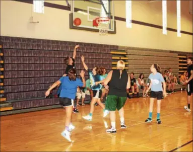  ?? PHOTO PROVIDED. ?? People participat­e in the 2017Box-Out Bullying basketball fundraiser tournament at Catholic Central High School.