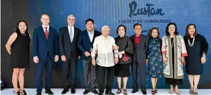  ??  ?? Jasmine Gonzales, Kris Werner, Fernando Zobel de Ayala, Anton Huang, Ambassador Bienvenido Tantoco Sr., Zenaida Tantoco, Rico Tantoco, Maritess Tantoco-Enriquez, Menchu Tantoco Lopez, Anya Katigbak Cajucom