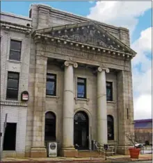  ?? SUBMITTED PHOTO ?? An historic bank building on the corner of First Avenue and East Lincoln Highway in Coatesvill­e is slated to become an Italian restaurant.