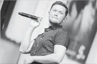  ?? DENNIS VAN TINE TNS ?? “Five More Minutes” has been the key to success as Scotty McCreery launches a comeback at the age of 24.