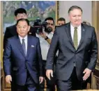  ?? AP ?? Kim Yong-chol und Mike Pompeo.