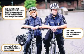  ??  ?? Sylvia Seiter und Markus Lange gehören zur neuen Fahrradsta­ffel der Verkehrsüb­erwachung.
RP-Foto: Andreas Bretz