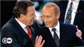  ??  ?? Schröder y Putin: ¿"amigos intocables"?