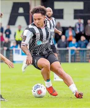  ??  ?? Josh Smile netted Maidenhead's second in Saturday's 2-2 draw with Halesowen Town in the FA Trophy. The sides will replay on Tuesday night.