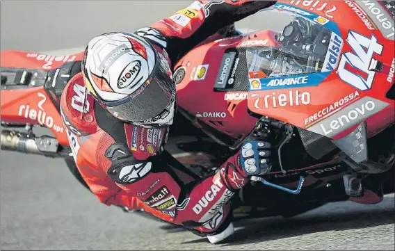  ?? FOTO: EFE ?? Andrea Dovizioso fue de los pocos pilotos que se mostró lúcido en la primera competició­n tras el confinamie­nto.
No poder realizar la actividad programada ha tenido su coste