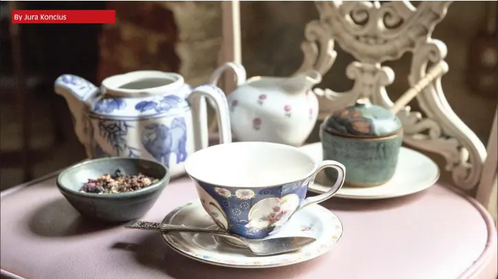  ?? China, much of it previously owned, is collected from around the world. If you don’t have a full set at times, it works to mix-and-match a variety of china ware for dinner table settings, say decorators.
PICTURE:JENNIFER CHASE/WASHINGTON POST ??