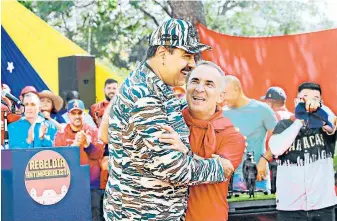  ?? AFP ?? El presidente Nicolas Maduro en compañía del gobernador del estado Táchira, Freddy Bernal. /