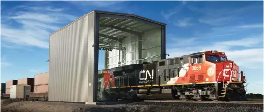  ?? CN photo ?? Automated inspection portals with ultra-high-definition panoramic cameras and infrared lighting capture a 360° view of a train as it travels at track speed, allowing the detection of many defects not visible to the human eye.